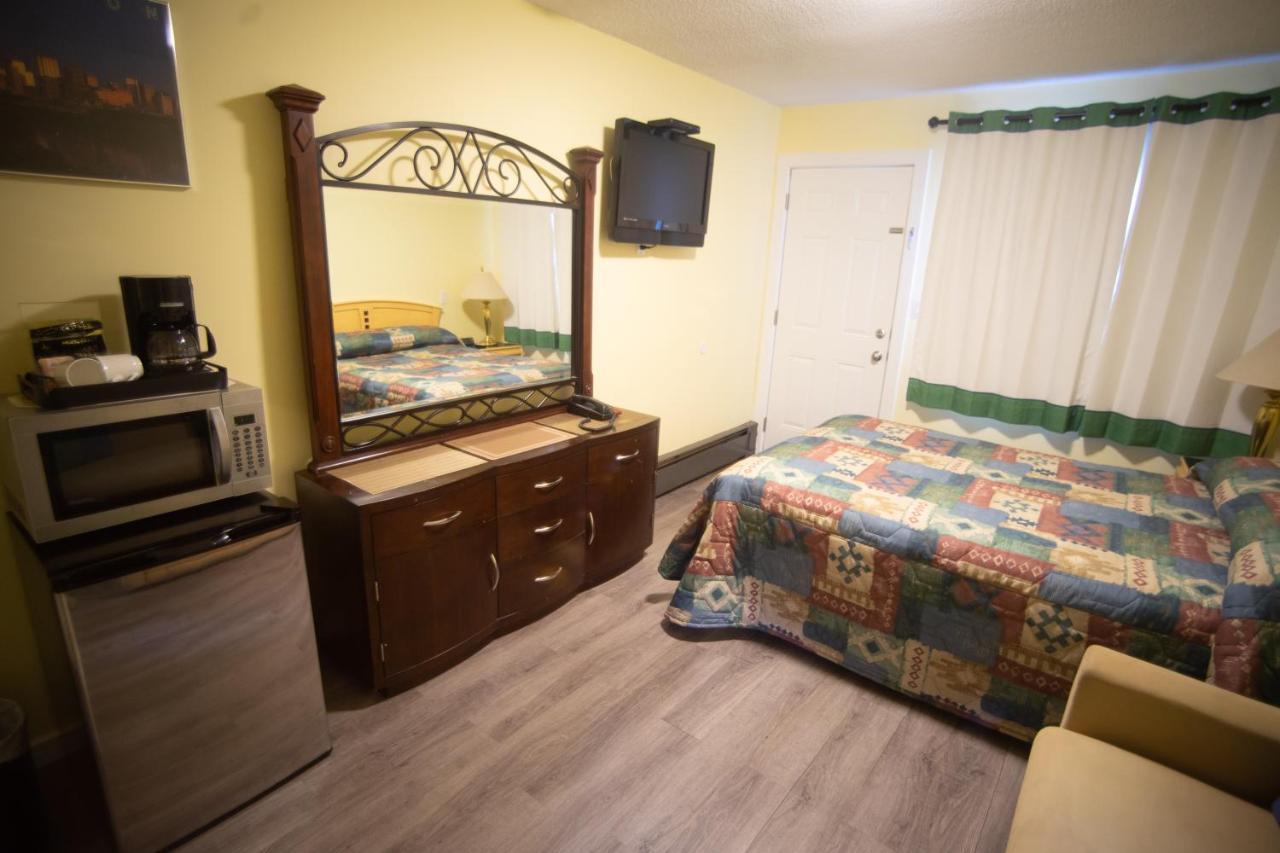Stardust Motel แคมโรส ภายนอก รูปภาพ